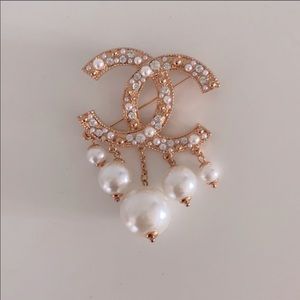Crystal and pearl Chanel brooch